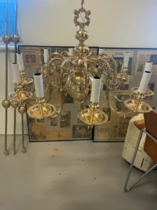 en renoveret lysekrone